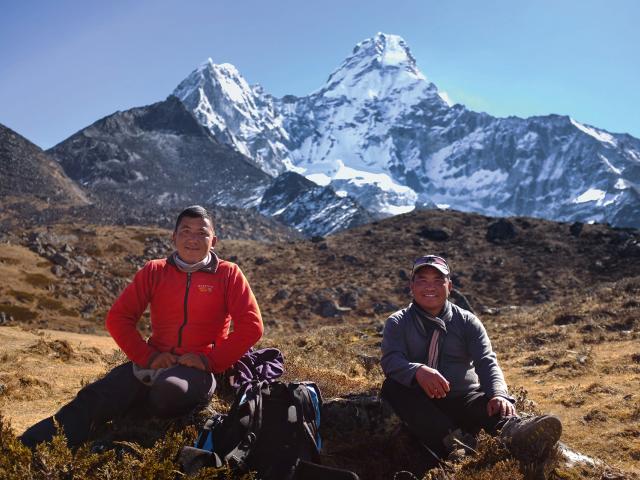 Wanderer auf dem Weg zum Everest Basecamp