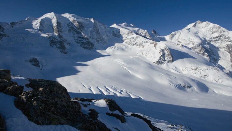 verschneiter Gletscher im Gebiet des Piz Palü in Graubünden