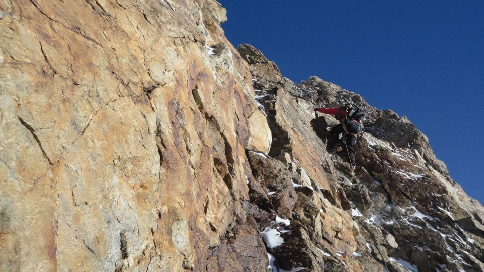 HochtourenDurchqerung Berner Oberland mit anspruchsvollen