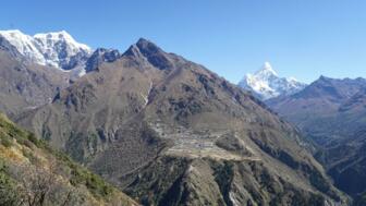 asien-nepal-everest-hiahs-3m2TJqVr.jpg
