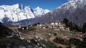 Bergdorf im Himalaya