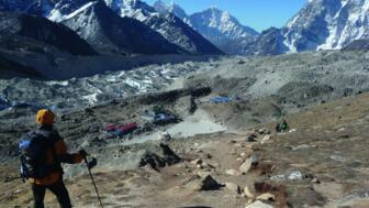 asien-nepal-khumbu-komfort-trekking-gorak-shep-abstieg-vom-kala-patar.jpg