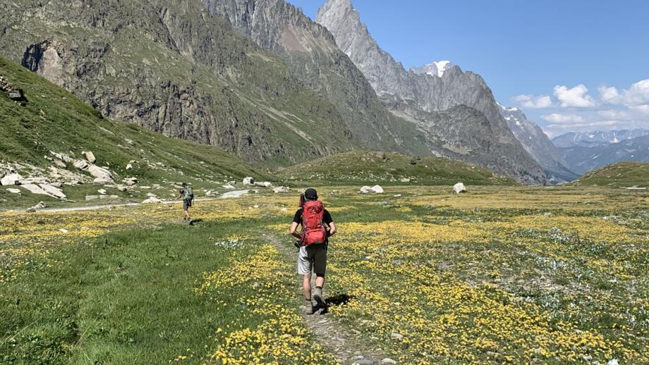 tour-du-montblanc-rund-um-den-h-chsten-berg-der-alpen-dav-summit-club