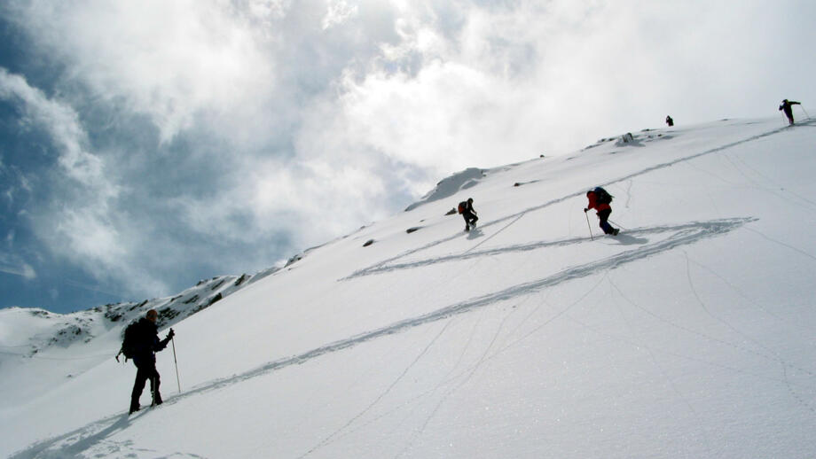Aufstiegsspur bei Skitour rund um die Potsdamer Hütte