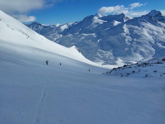 Splitboarder im Aufstieg rund um die Heidelberger Hütte