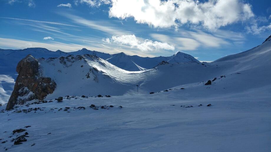 Gipfelpanorama und Wolken nahe der Heidelberger Hütte