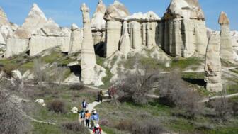 12 - Cappadocia Akvadi (white valley).jpg