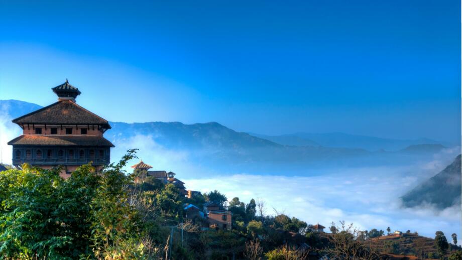 nepal-hiktwin-nuwakot-palast-erster-koenig-prithvi-narayan-schah-durbar-shutterstock_2436756473.jpg