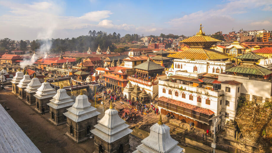 nepal-hiktwin-pashupatinath-temple-by-bagmati-river-shutterstock_1605334645.jpg