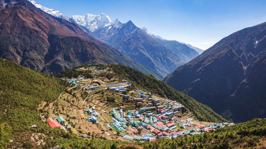 nepal-hiahg-namche-bazar-village-shutterstock_1620569287.jpg