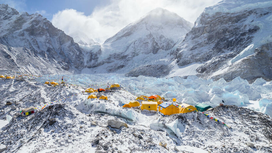 nepal-hikev-view-at-everest-base-camp-shutterstock_1387406954.jpg