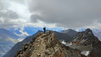Aussichtsreicher Abstieg vom Großglockner zurück zum Glocknerhaus