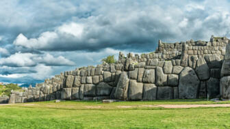 Inkaruinen von Sacsayhuaman mit riesigen Steinquadern