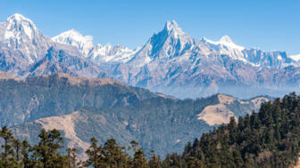 HIKAN_Panorama_Annapurna_shutterstock_1477596173.jpg
