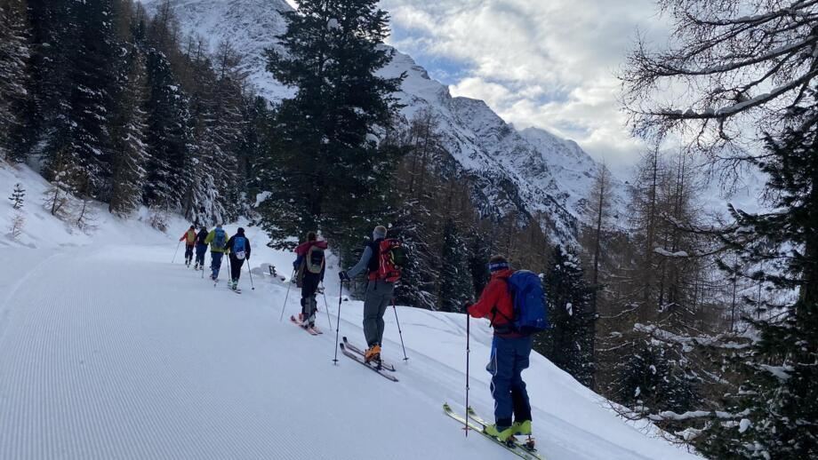 italien-ktsuld-tiefschneekurs-sulden-winter-(17).jpg