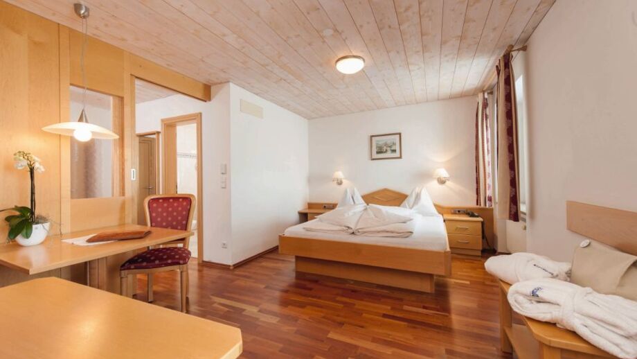 Zimmeransicht eines Standartzimmers im Hotel Gampen in Sulden
