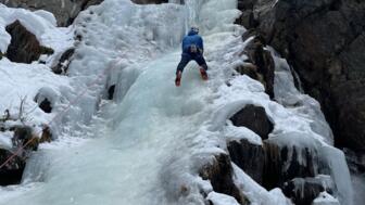 oesterreich-pitztal-eisklettern-pitztalschlucht-winter-peer alexander-9ekepiz (12).jpg