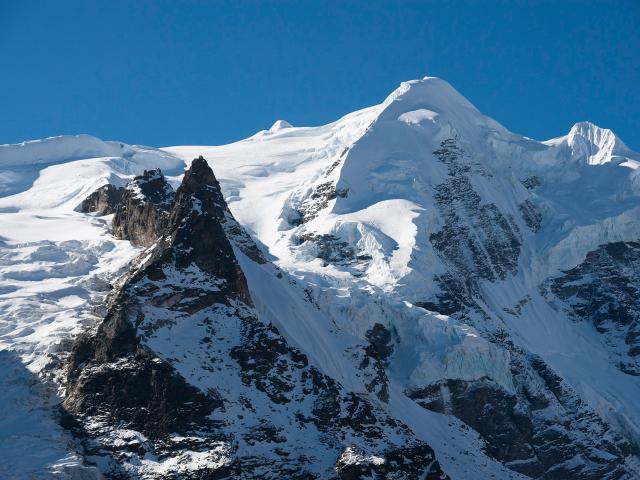 Mera Peak im Herzen des Himalaya im einsamen Hongu Himal