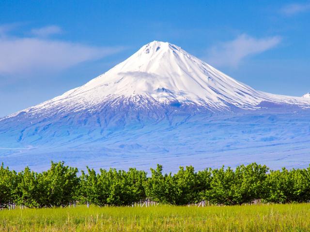 Schneebedeckter Vulkan Berg Ararat