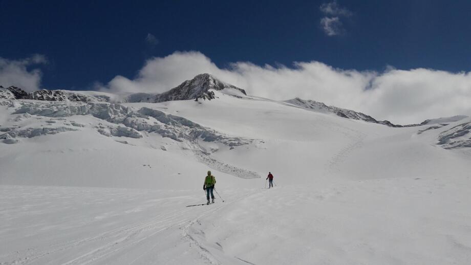 Fünf Tage Tour du Ciel! Eine der besten und anspruchsvollsten Skidurchquerungen im Wallis!