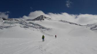 Fünf Tage Tour du Ciel! Eine der besten und anspruchsvollsten Skidurchquerungen im Wallis!