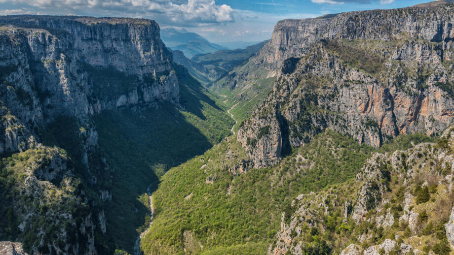 Blick auf die Vikos Schlucht vom Beloi Aussichtspunkt
