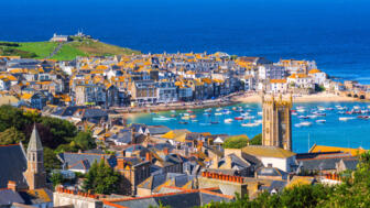 UK_Cornwall_St_Ives_shutterstock_1124267273.jpg