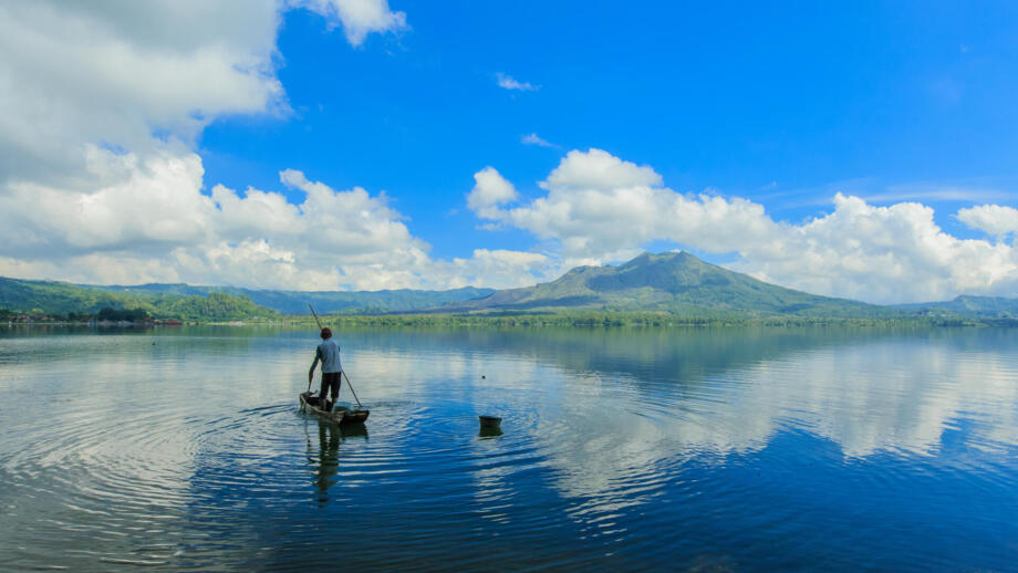 asien-indonesien-landschaft-natur-shutterstock-1034097313.jpg