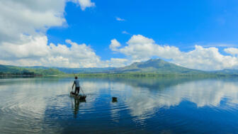 asien-indonesien-landschaft-natur-shutterstock-1034097313.jpg