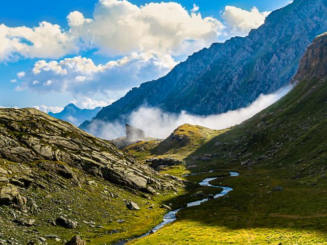 Fluss am Fuße des Monviso