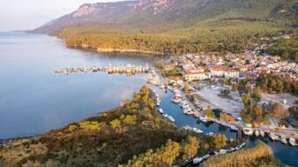 tuerkei-aegaeis-tukar-luftbild-akyaka-shutterstock_2215024905.jpg