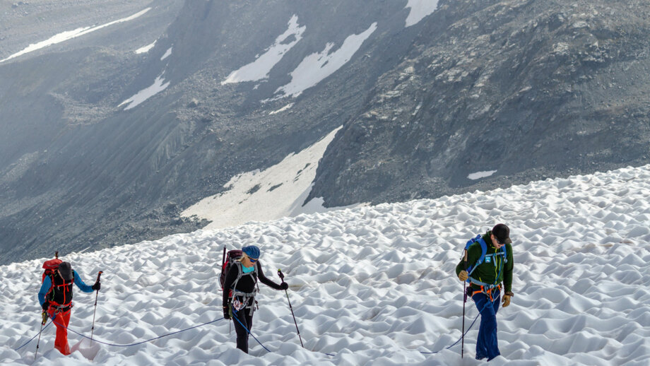 oesterreich-silvretta-jamtalhuette-wiesbadener-huette-hochtouren-gruppe-15.jpg