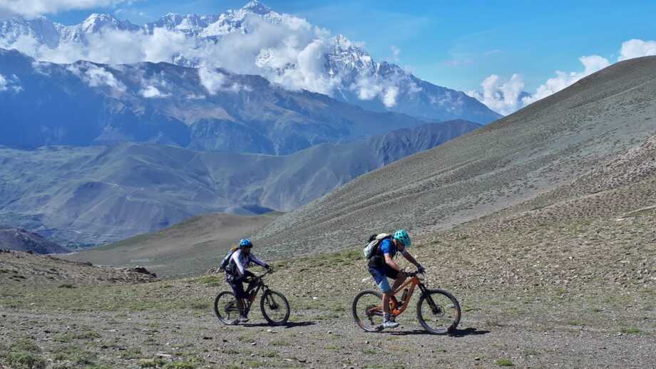 in Mountainbiker in Nepal