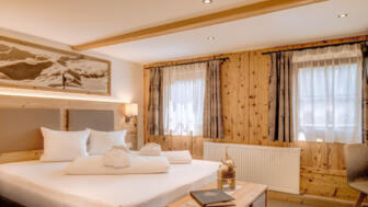 oesterreich-st. jakob-defereggental-skitourenprogramm-shdef-pichler-shootingjuli25-armin-72dpi (71 von 214).jpg