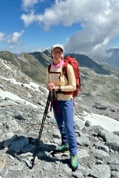 Bergwanderführerin Karen Thirlwell zwischen Geröll