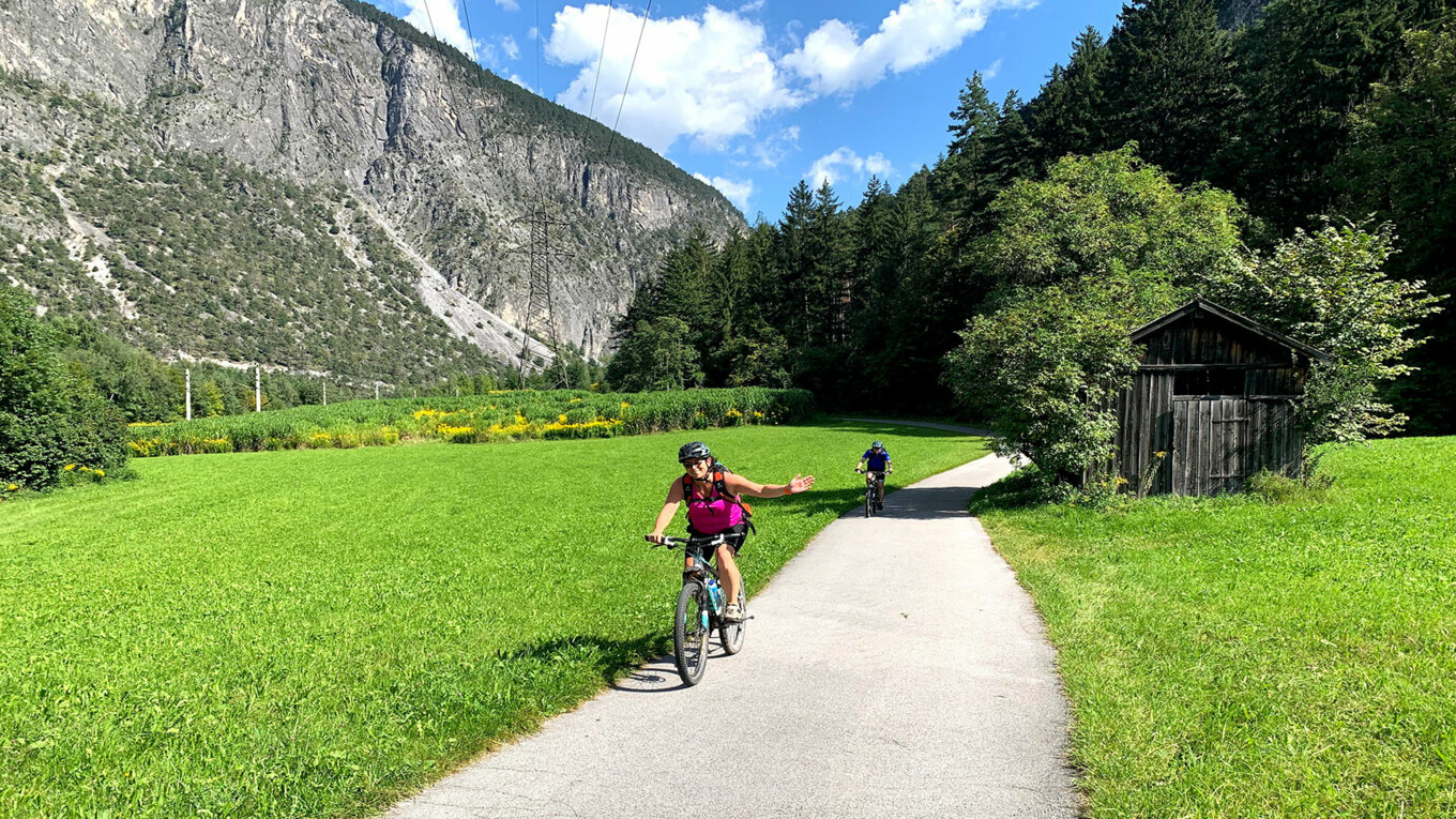 mountainbike sattel männer LERWAY Fahrradsattel Herren Gel, MTB Bequem für Herren Damen, Wasserdicht sättel Weich Fahrradsitz Cityradsättel mit Fahrradsattel überzug und Schraubenschlüssel Sport & Freizeit Größe:9.5 (XL) effekt Fahrrad Farbe Spray.Bike 400ml
