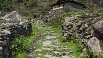 Wanderweg im Annapurnagebiet in Nepal