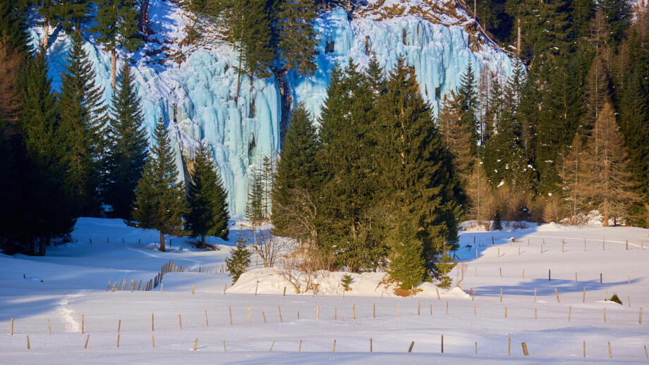 oesterreich-eiskletterkurs-matreier tauernhaus-eispark-osttirol-9ekeost-dsc-4953bearbeitet.jpg
