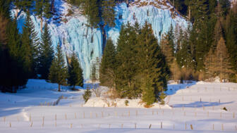 oesterreich-eiskletterkurs-matreier tauernhaus-eispark-osttirol-9ekeost-dsc-4953bearbeitet.jpg