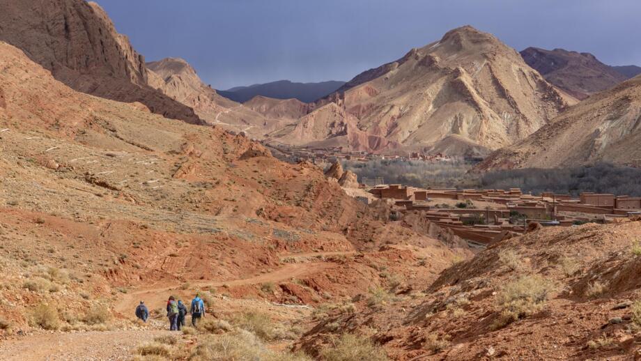 marokko-m'goun river valley-MAVAL-shutterstock_2730914757.jpg