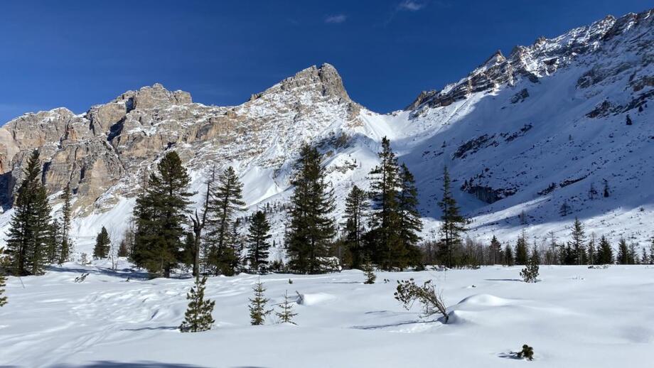 Fanesgruppe mit Schnee
