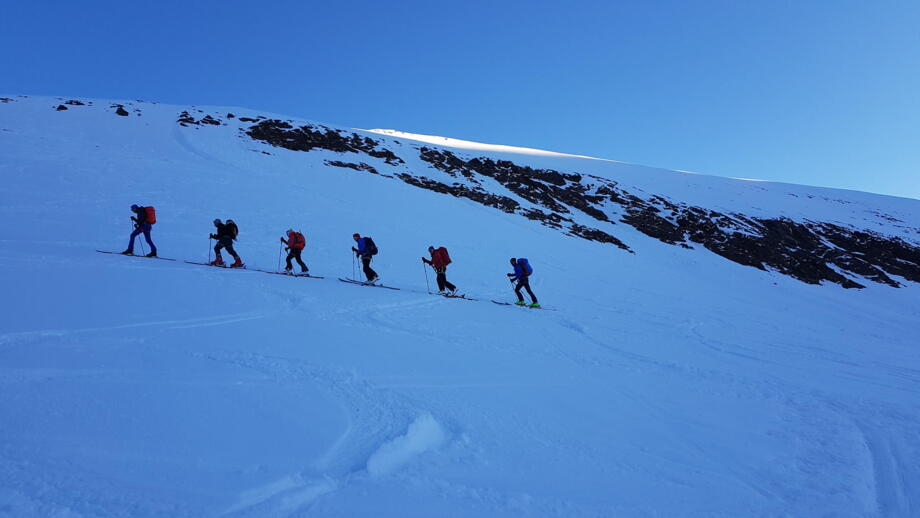 oesterreich-schnalstal-skitouren-hotel-steger-winter (5).jpg