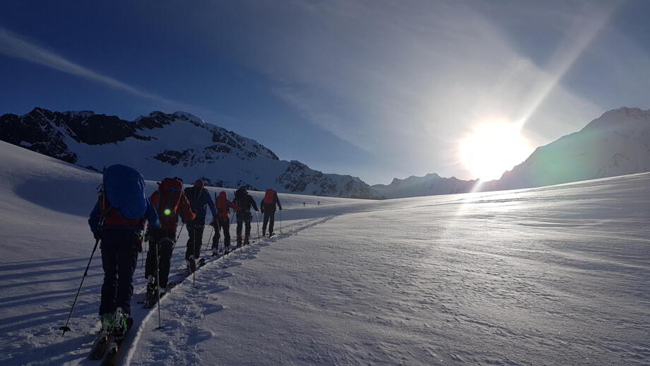 oesterreich-schnalstal-skitouren-hotel-steger-winter (7).jpg
