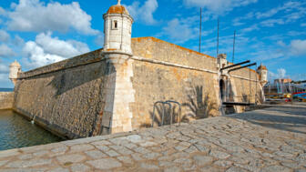 Mittelalterliches Fort von Bandeira in Lagos