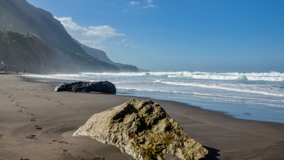 Spanien_Teneriffa_ESTOTE_PlayadelSocorro_shutterstock_391675030.jpg