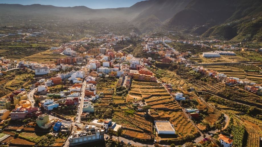 Spanien_Teneriffa_ESTOPTE_LosRealejos_shutterstock_2247098261.jpg