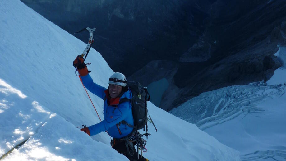 Bergsteiger in der Wand