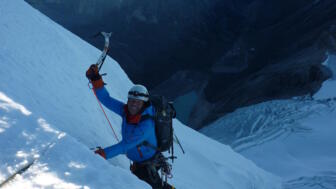 Bergsteiger in der Wand