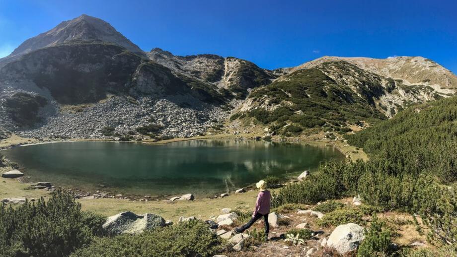 Muratov_view_from_the_Muratov_Lake.jpg