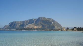 pilgerberg Palermo von Strand Mondello in Pa.jpg